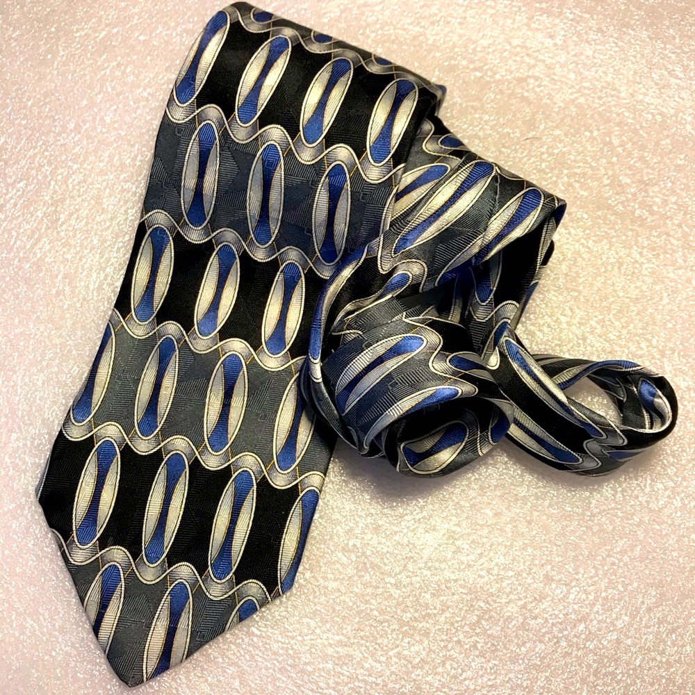 222. Men's Necktie by FACETS